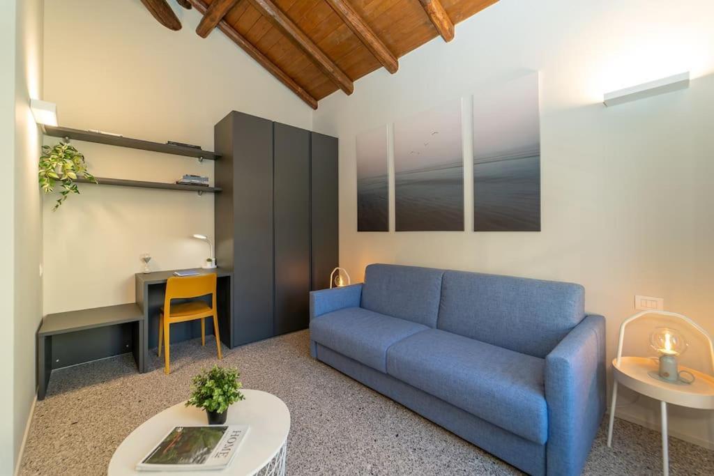 Moderno Appartamento A 200 Metri Dal Duomo Como Exterior foto